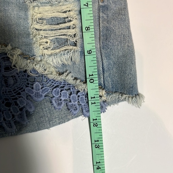 Rue 21 Distressed Denim Shorts - Picture 8 of 10